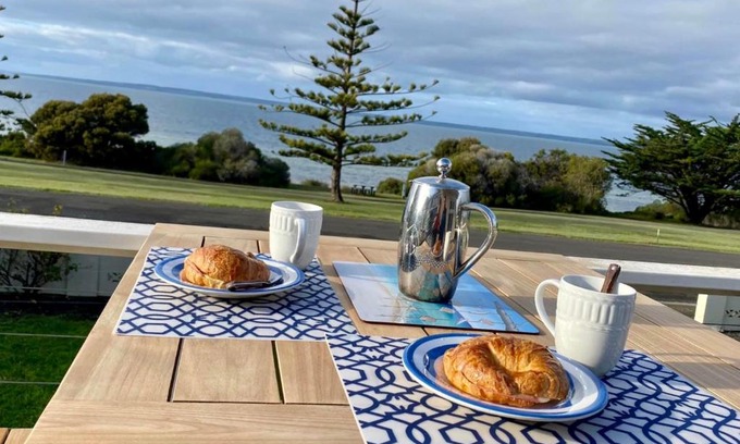 Kingscote House | Baywater