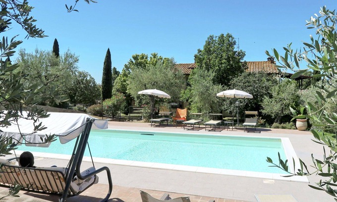 Oliveto House | Beautiful private villa with private pool, hot tub, WIFI, TV, patio, pets allowed and parking
