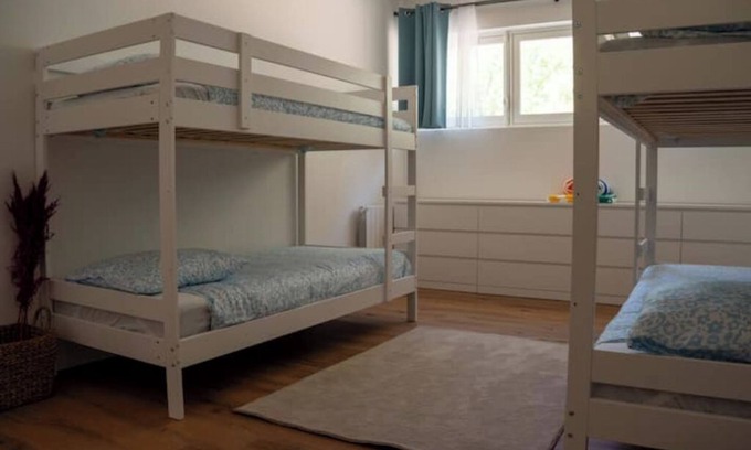 Boyardville Apartment | Beach 50m away - sleeps 8 - top quiet residence