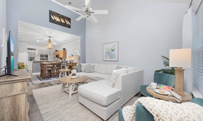 Murrells Inlet House | Beach and Golf Retreat at TPC Myrtle Beach
