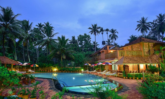 Thiruvananthapuram Resort | Beach and Lake Ayurvedic Resort