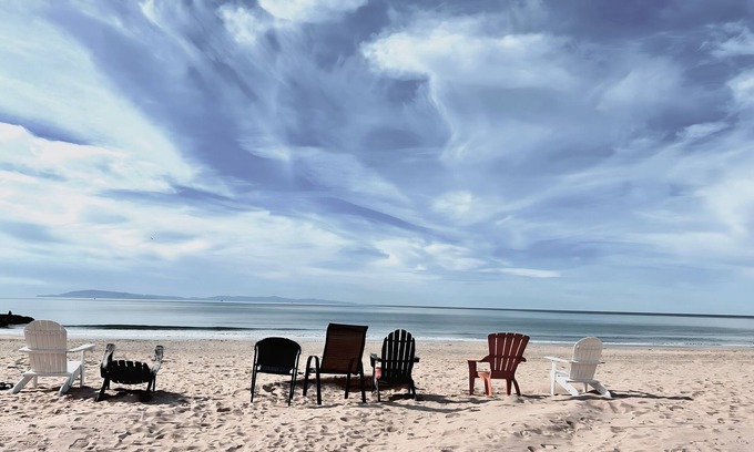 Pierpont Bay Apartment | Beach Apartment 36: Ventura Seaside Escape 2 beach!+ AC