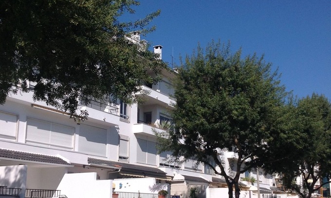 Carcavelos Apartment | Beach apartment just 3 min walking distance from Carcavelos beach