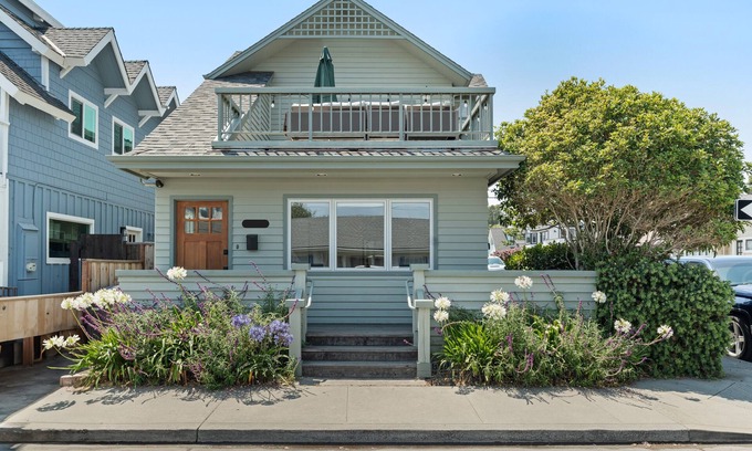 Seabright House | Beach Bungalow at Seabright