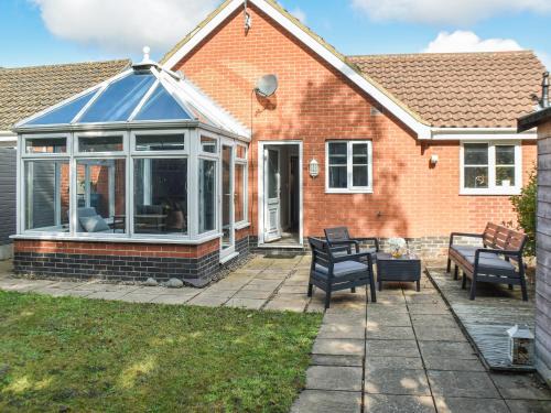 Gorleston-on-Sea House | Beach Bungalow
