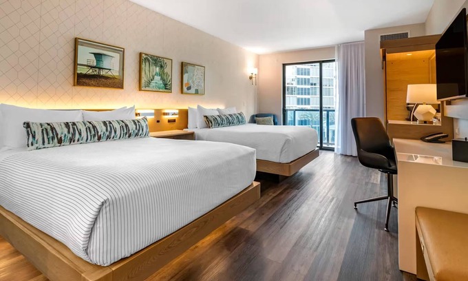 Lauderdale Beach Hotel | Beach Escape | 2 Queen Beds | Steps to Fort Lauderdale Beach