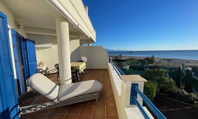 San Luis de Sabinillas Apartment | Beach first line, sea views, Sabinillas