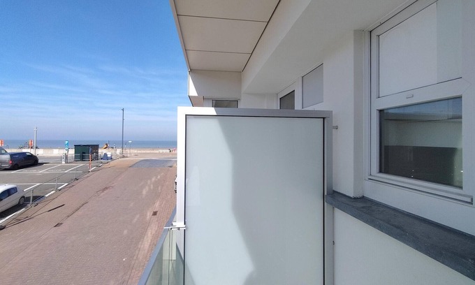 Mariakerke Apartment | Beach front apartment in Oostende