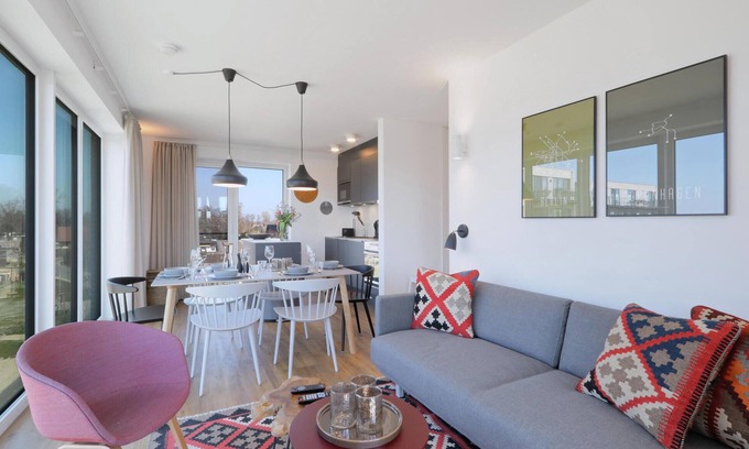 Lembruch Apartment | Beach front apartment