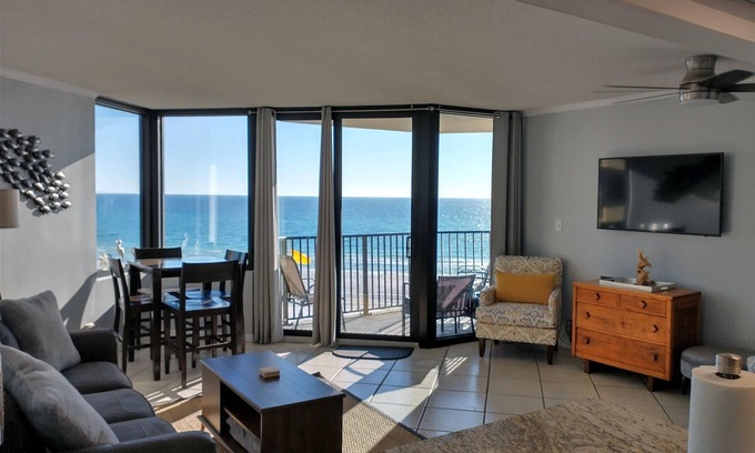 Panama City Beach Condo | Beach Front- Free Beach Chairs- Super Clean! Sandy Retreat at Sunbird, PCB