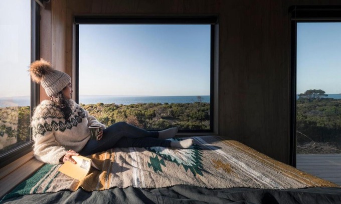 Antechamber Bay House | Beach Front Off-Grid Cabin on Kangaroo Island - Rae