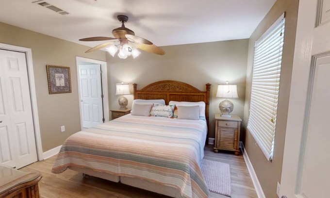 Panama City Beach Resort | Beach Front Resort with Gulf View in Panama City Beach with all amenities!