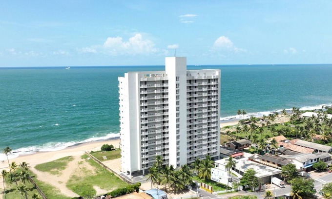 Uswetakeiyawa Apartment | Beach Front studio luxury apartment