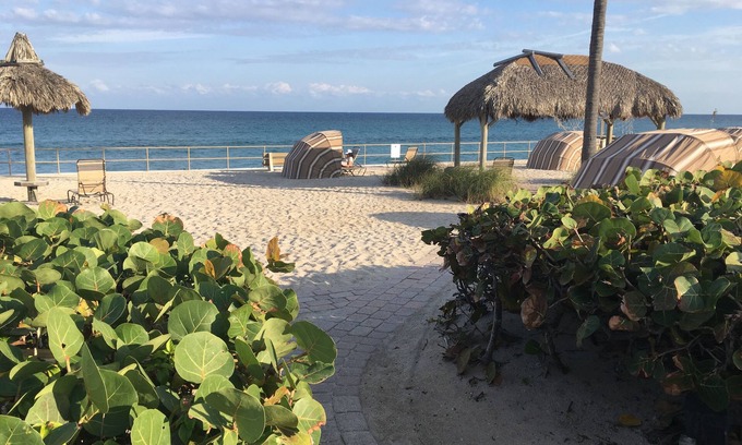 Hillsboro Beach Villa | Beach Front Villa, 50 feet to the beach