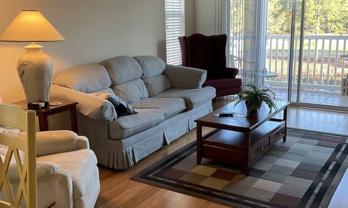 Sunset Beach Condo | Beach/golf condo. Beach is less than 5 miles, golf is out the window