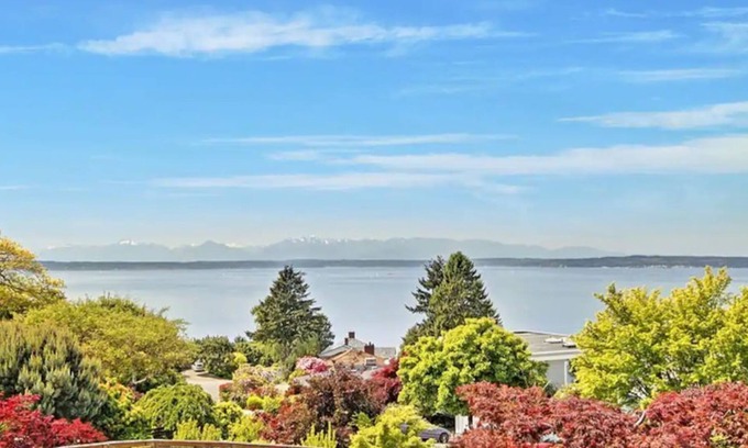 North Beach/Blue Ridge House | Beach Home in the City - Ocean and Mountain Views!