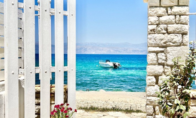 Kassiopi Villa | Beach House Christina with private heated pool