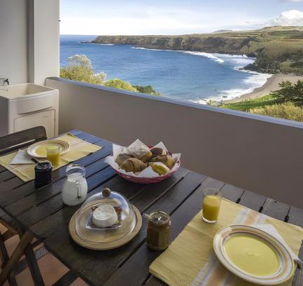 Ribeira Grande Apartment | Beach House - Mountain And Ocean