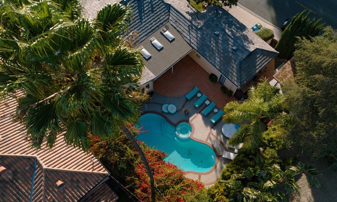 Woodland Hills House | Beach & Mtns & city-private oasis, pool, jacuzzi under the stars