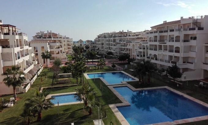 Roquetas de Mar Condo | Beach, pool and Golf, private Wifi.
