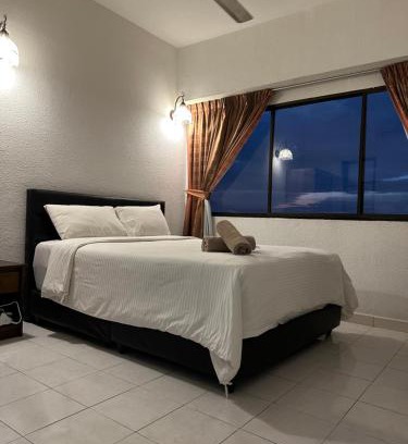 Batu Ferringhi Apartment | Beach Resort Home Stay SRI SAYANG APARTMENT BATU FERRINGHI 2BEDROOM