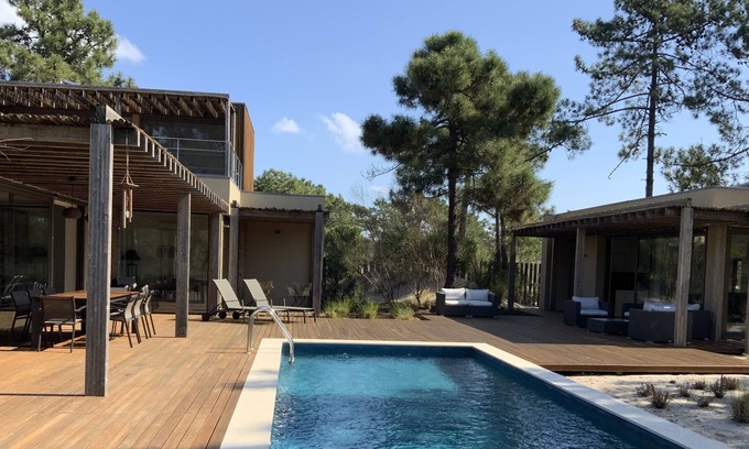 Carvalhal Villa | Beach villa in the Pine Trees/ from 8 to 12 persons (Max 10 adults)