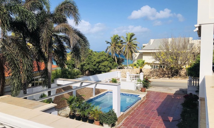 Arashi Apartment | Beach white villa Apartment A, ocean view apartment with the best snorkel beach