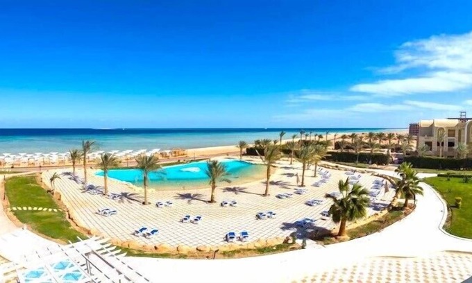 Sahl Hasheeh Apartment | beachfront and sea view in 5 star hotel Hurghada