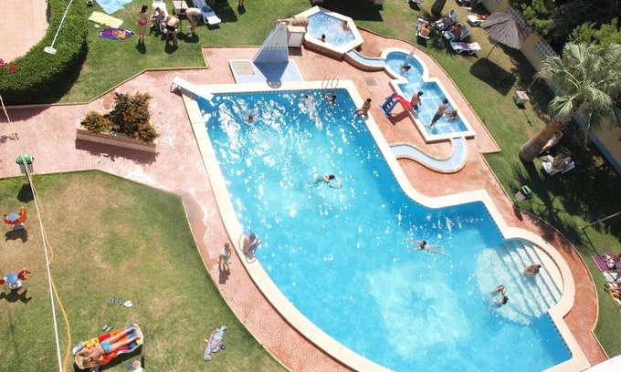 Alcossebre Apartment | Beachfront Apartment with Pool and Terrace in Cap i Corp, Alcoceber