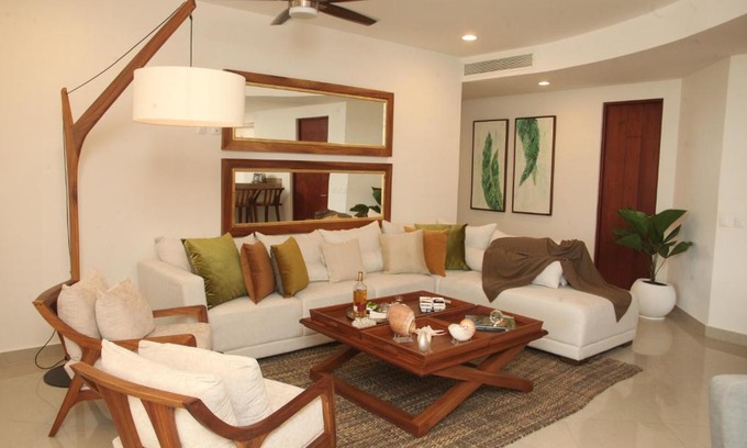 Marina Mazatlan Apartment | Beachfront at Las Gavias Grand 216