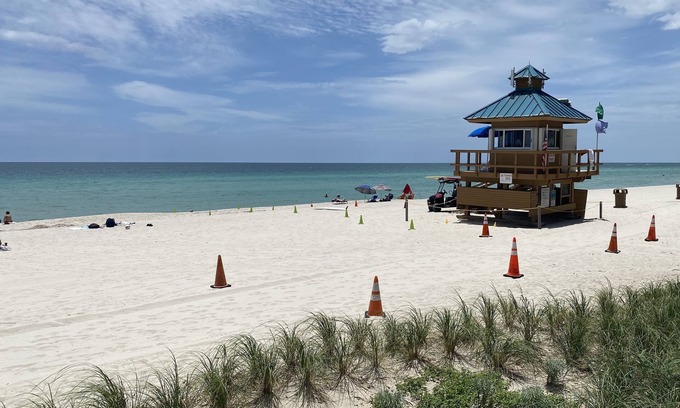 Sunny Isles Beach Resort | Beachfront condo in Miami!