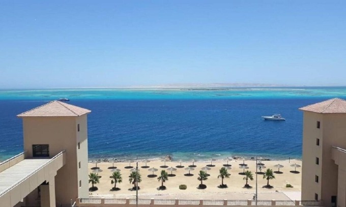 Sakkala Ski Chalet | Beachfront Condo / Chalet in The View, Hurghada