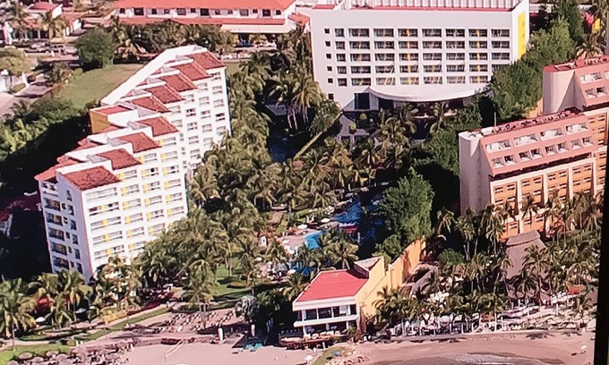 Isla Iguana Condo | Beachfront Condo 1 bdrm suite - Mayan Palace Puerto Vallarta