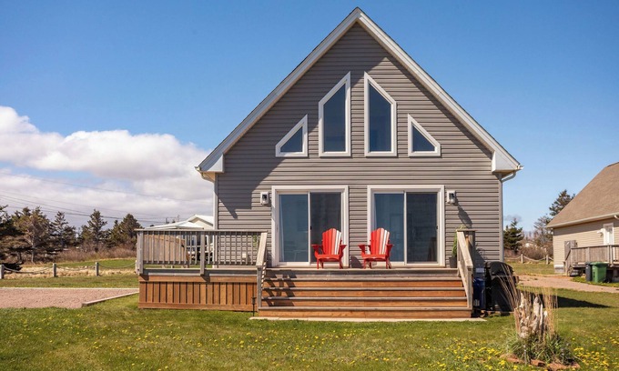 Savage Harbour House | Beachfront cottage in beautiful Savage Harbour.