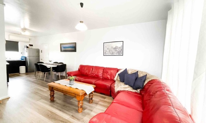 Glenelg North Apartment | Beachfront Escape No 5: Your Perfect Spot for Fun, Sun, and Sea Right on the Waterfront – Pets Welcome!