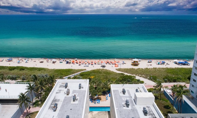North Beach Hotel | Beachfront Getaway for the Whole Family! Outdoor Pool + Oceanfront Property