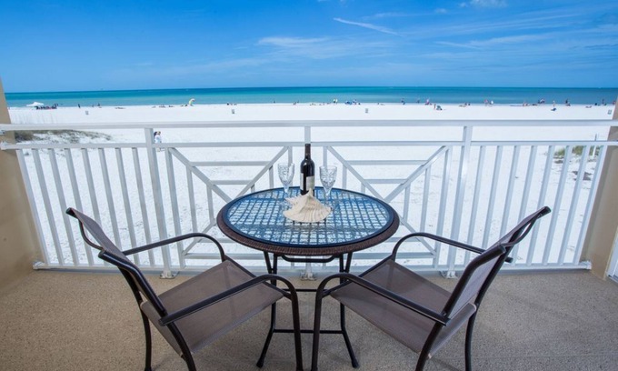 Clearwater Beach Condo | Beachfront/Gulf Sunsets Condo