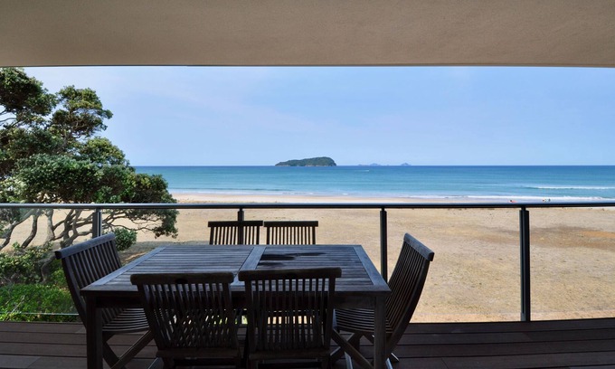 Pauanui Cottage | Beachfront Heights - Pauanui Holiday Apartment
