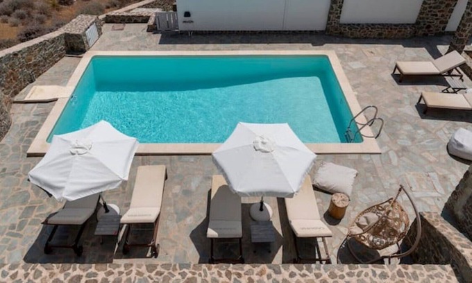 Posidonia Apartment | Beachfront House(2) w/Pool