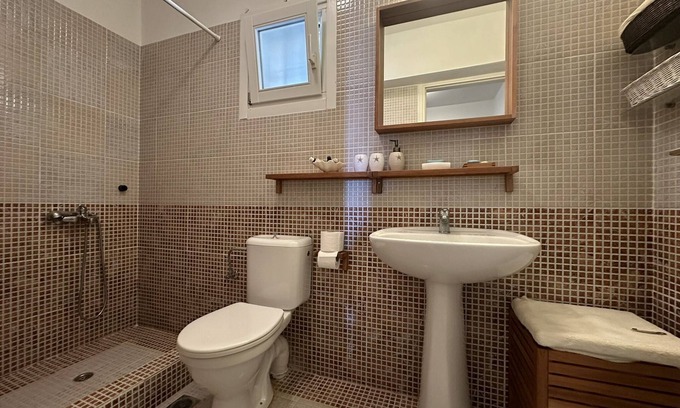 Kipri House | Beachfront House Kipri ideal for families