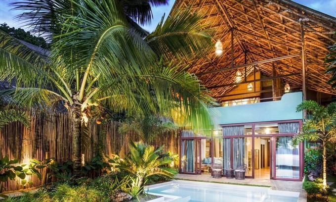 El Nido Villa | Beachfront Luxury Pool Villa with Sunset View