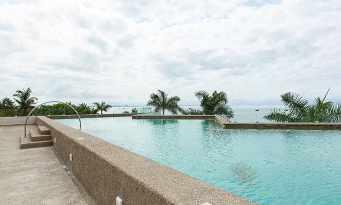 La Cruz de Huanacaxtle Apartment | Beachfront Condo, Zantamar 305