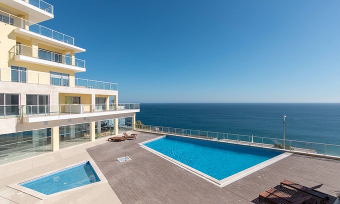 Santiago Condo | BeachFront, Pool, Gym and Sea View