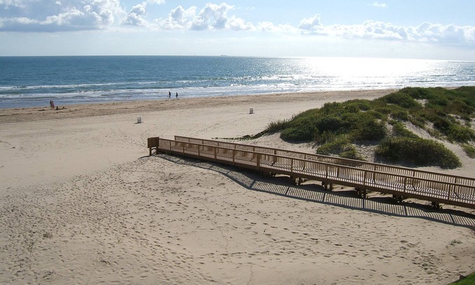 South Padre Island Condo | Beachfront Sea Vista 3rd Floor Direct Beach View Rental by Owner 3 King Beds
