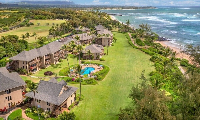 Lihue Condo | Beachfront Spectacular Ocean views , steps to white sand Beach & walk bike Path