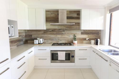 Seaford House | Beachside Base - Seaford - C21 SouthCoast Holidays