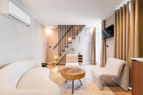 Leixões House | Beachside House in Matosinhos