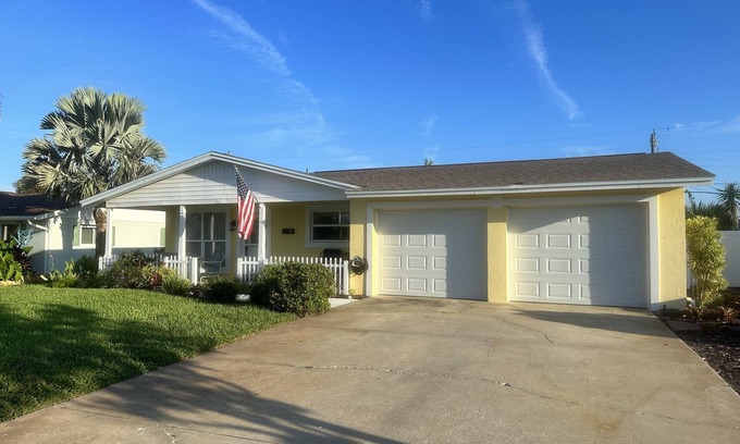 Breakers House | Beachside Ormond Beach Bungalow