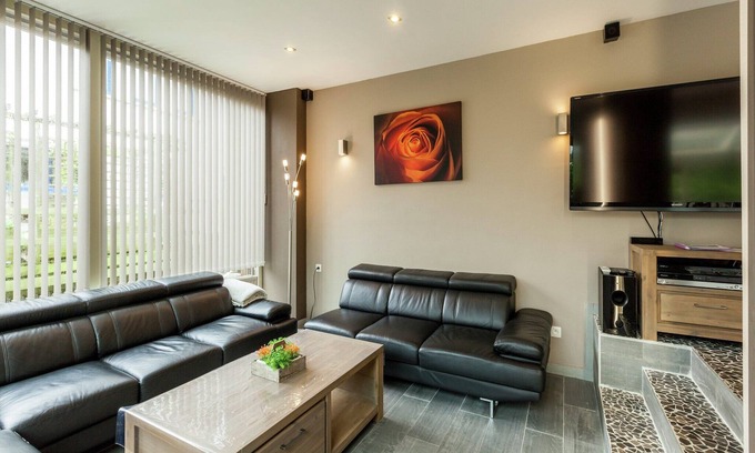 Middelkerke Villa | Beachside Stay w/Sauna