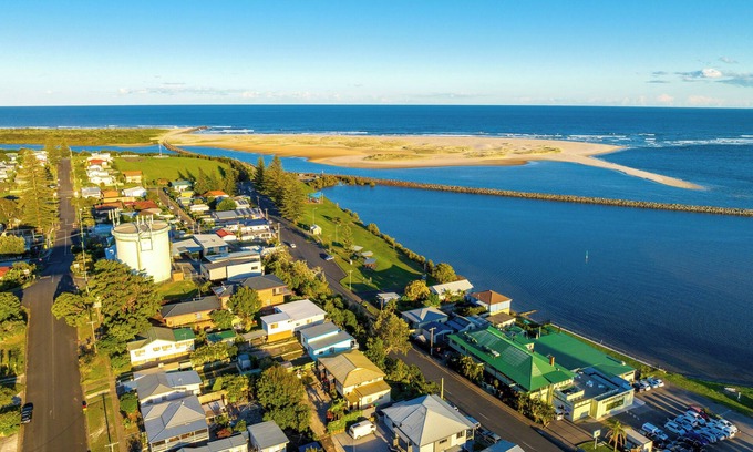 Harrington Apartment | Beachside Unit 2 at Harrington